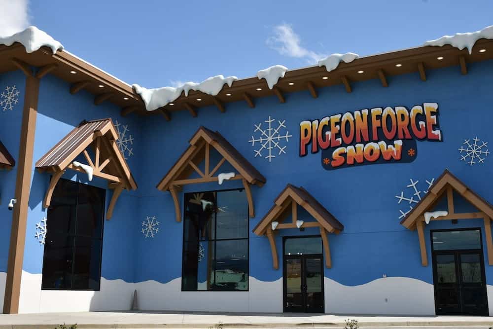 The-exterior-of-Pigeon-Forge-Snow.jpg