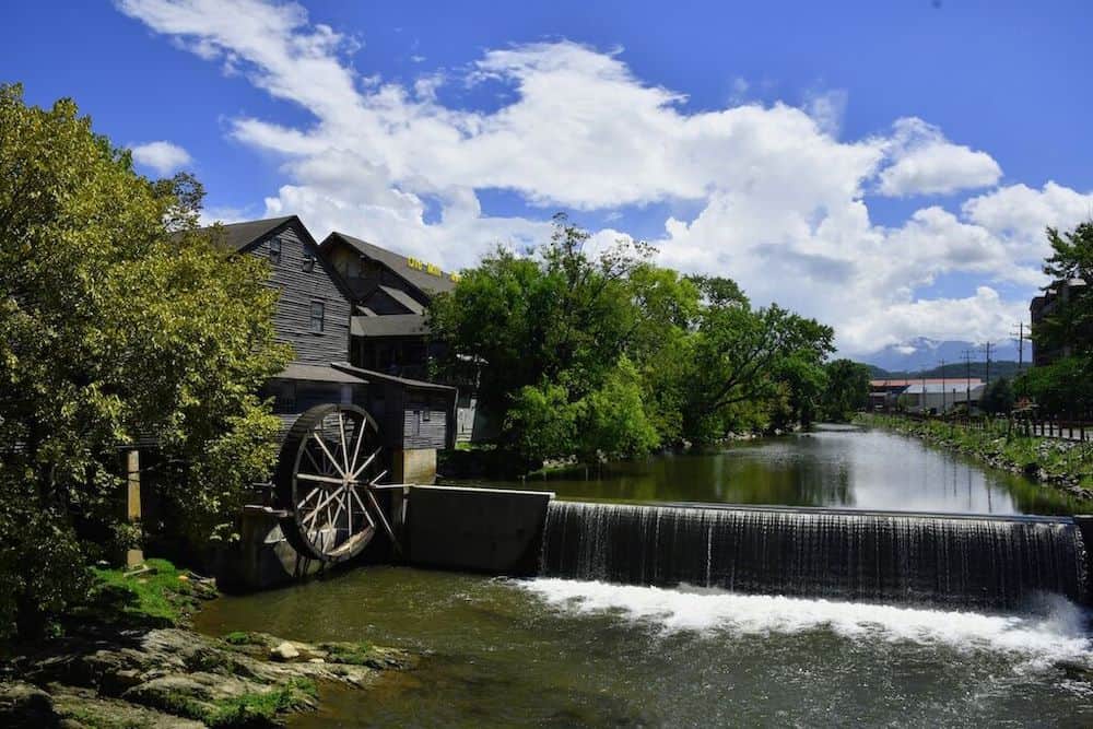 the old mill in pigeon forge